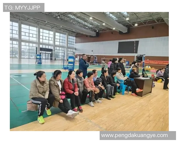 重庆排球队团队协作引发热议球员间默契与配合的真实考验